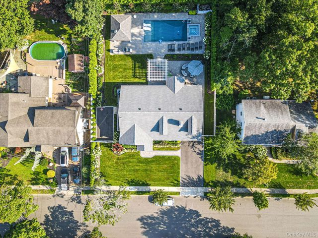 61 Lauren Avenue, Dix Hills, NY 11746