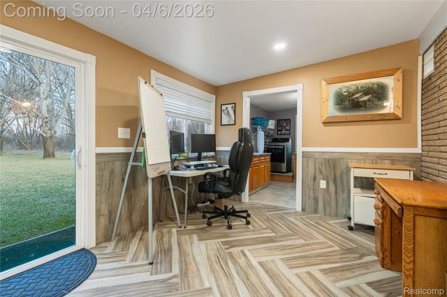 15701 Middlebelt Road, Romulus, MI 48174