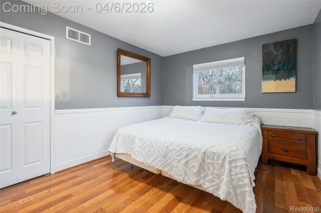 15701 Middlebelt Road, Romulus, MI 48174