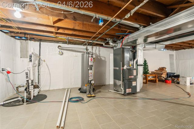 15701 Middlebelt Road, Romulus, MI 48174