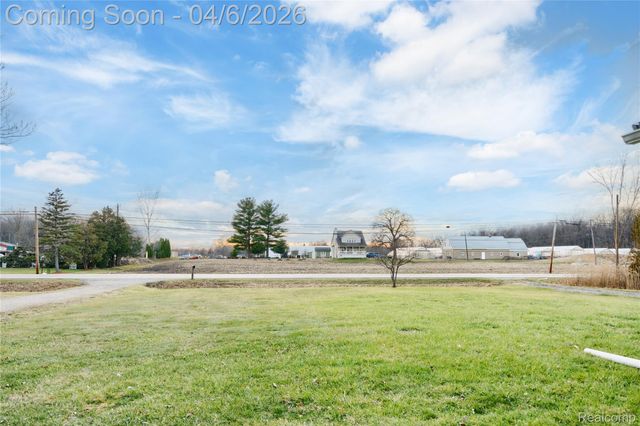 15701 Middlebelt Road, Romulus, MI 48174