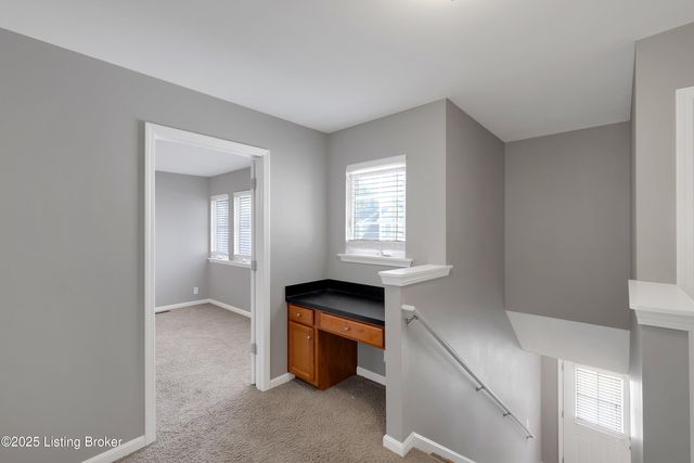 405 Clare Ln, Louisville, KY 40206