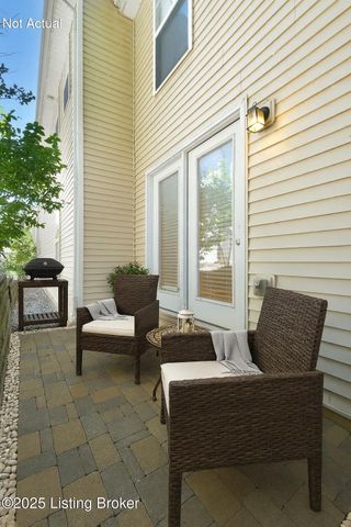 405 Clare Ln, Louisville, KY 40206