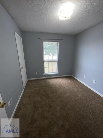 215 Bridgemont Way, Hinesville, GA 31313