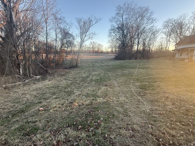 2627 Woods Rd, Springfield, TN 37172