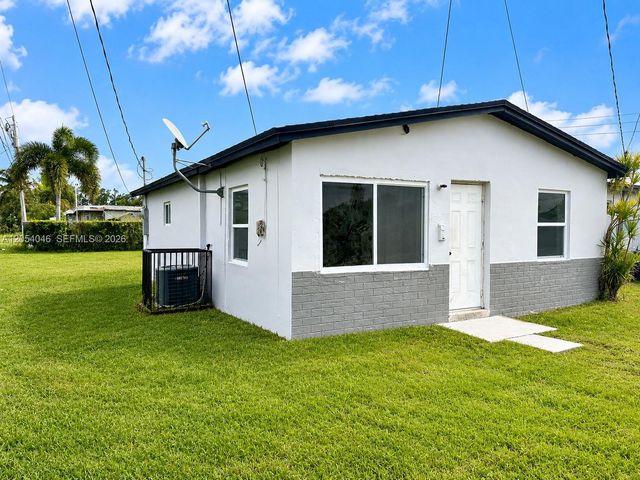1405 NW 5th Court 2, Florida City, FL 33034