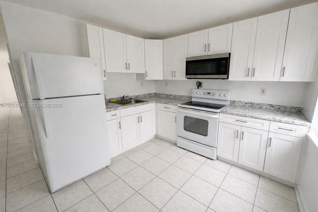 1405 NW 5th Court 2, Florida City, FL 33034