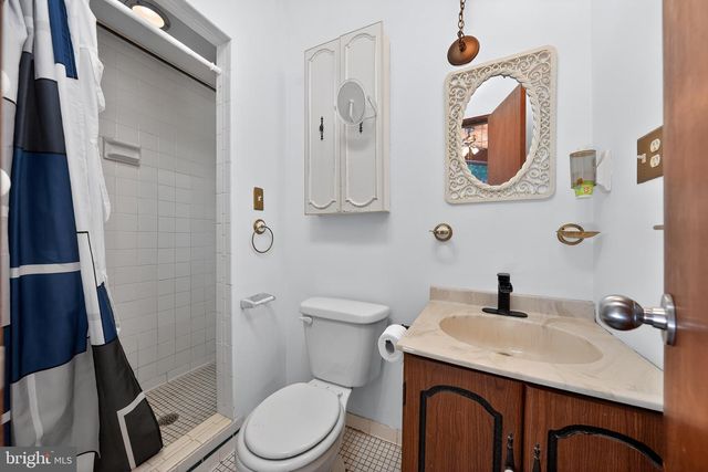 8205 F ST, Chesapeake Beach, MD 20732