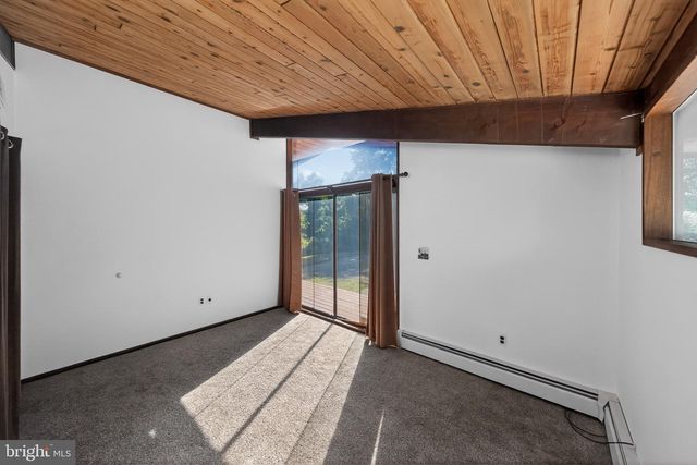 8205 F ST, Chesapeake Beach, MD 20732