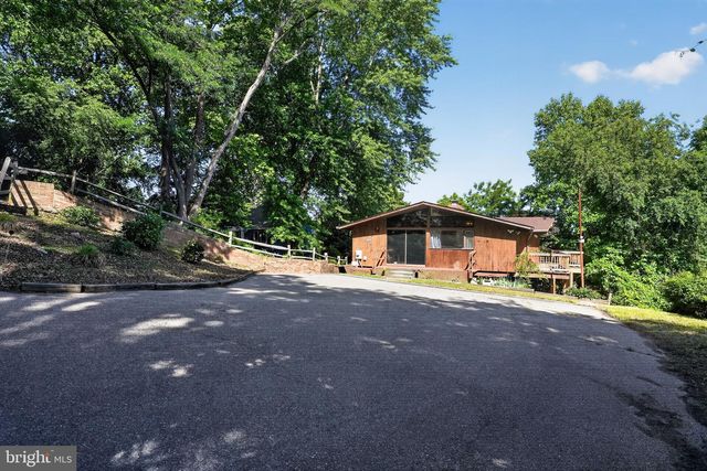 8205 F ST, Chesapeake Beach, MD 20732