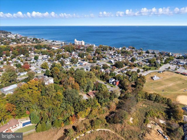 8205 F ST, Chesapeake Beach, MD 20732