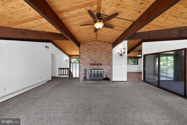 8205 F ST, Chesapeake Beach, MD 20732