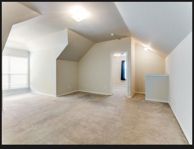 10924 Braemoor Drive, Fort Worth, TX 76052