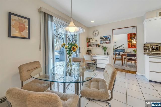 566 Faletti Way, River Vale, NJ 07675