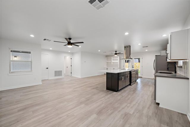 5703 De Milo Drive, Houston, TX 77092