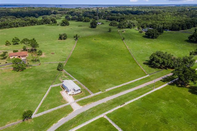 4400 LITTLE CRITTER TRAIL, Lady Lake, FL 32159