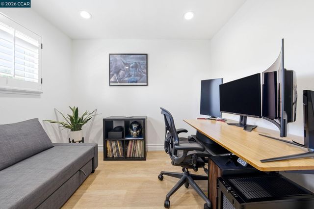 1079 Ginger Ln, San Jose, CA 95128