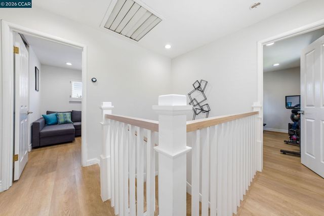 1079 Ginger Ln, San Jose, CA 95128