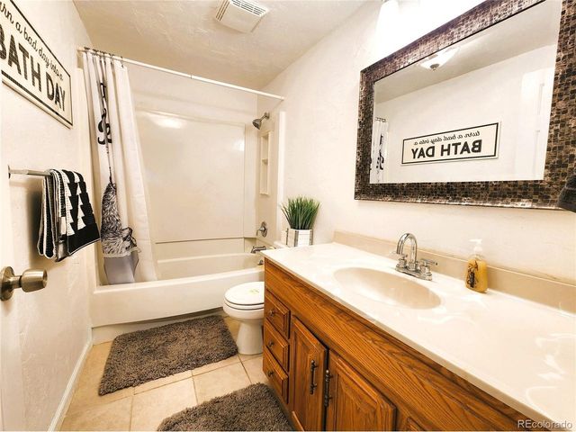 634 Pine Slope Rd, Idaho Springs, CO 80452
