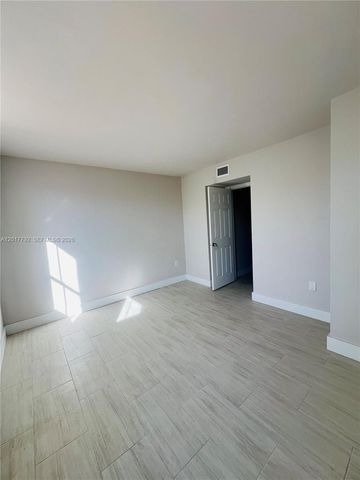 380 NW 85th Place 1406, Miami, FL 33126