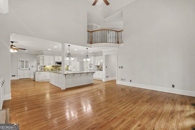 200 Wicklawn Way, Roswell, GA 30076