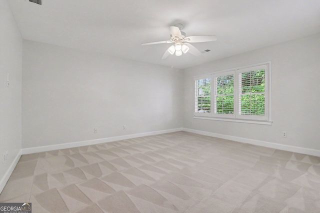 200 Wicklawn Way, Roswell, GA 30076