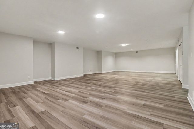 200 Wicklawn Way, Roswell, GA 30076
