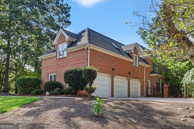 200 Wicklawn Way, Roswell, GA 30076