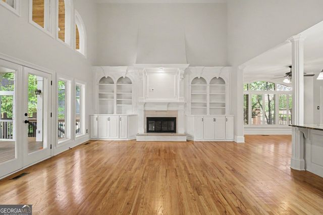 200 Wicklawn Way, Roswell, GA 30076