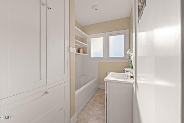 570 Poli Street, Ventura, CA 93001