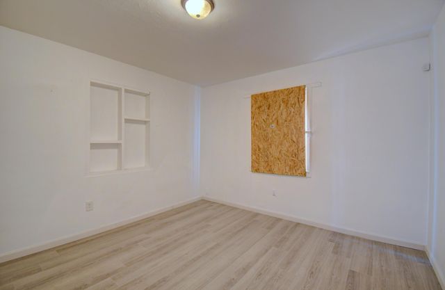 325 Rhode Island Street NE, Albuquerque, NM 87108