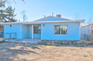 325 Rhode Island Street NE, Albuquerque, NM 87108