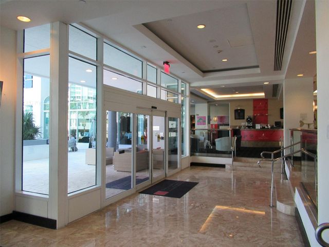 2670 E SUNRISE Boulevard 301, Fort Lauderdale, FL 33304