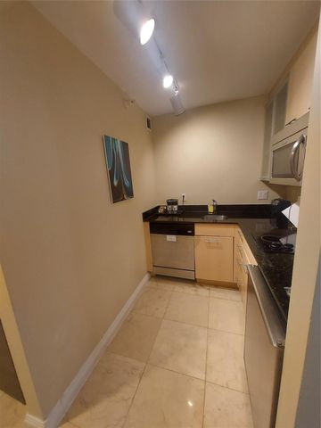 2670 E SUNRISE Boulevard 301, Fort Lauderdale, FL 33304