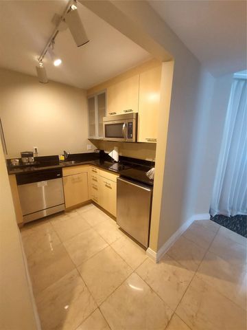 2670 E SUNRISE Boulevard 301, Fort Lauderdale, FL 33304