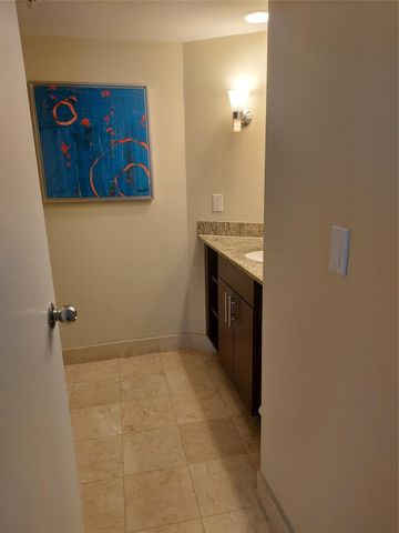 2670 E SUNRISE Boulevard 301, Fort Lauderdale, FL 33304