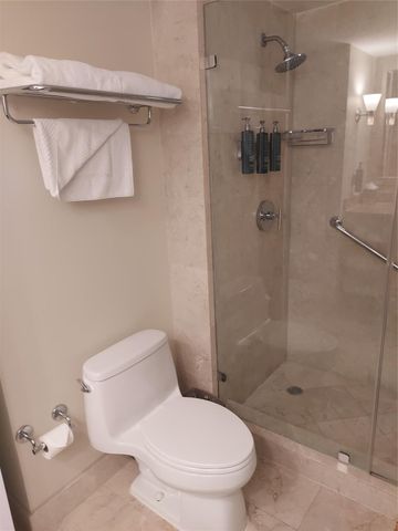2670 E SUNRISE Boulevard 301, Fort Lauderdale, FL 33304