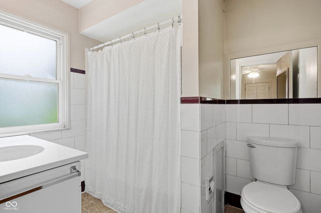 4723 Hinesley Avenue, Indianapolis, IN 46208