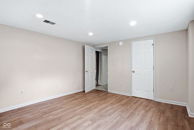 4723 Hinesley Avenue, Indianapolis, IN 46208