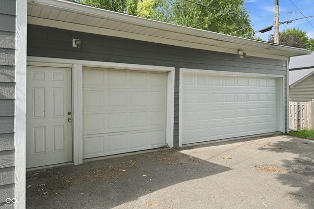 4723 Hinesley Avenue, Indianapolis, IN 46208