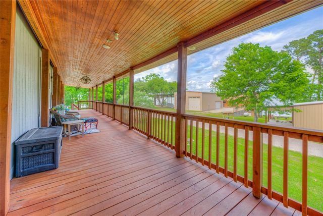 300 & 301 Tortuga Way, Point Blank, TX 77364