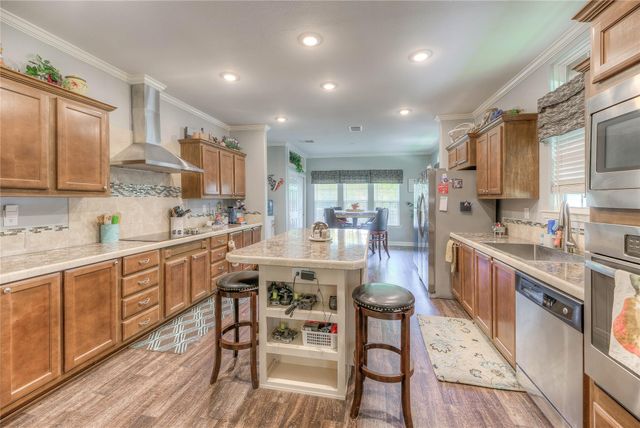 300 & 301 Tortuga Way, Point Blank, TX 77364
