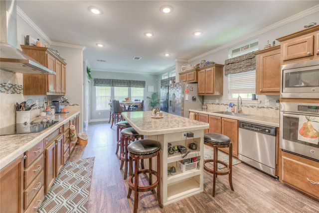 300 & 301 Tortuga Way, Point Blank, TX 77364