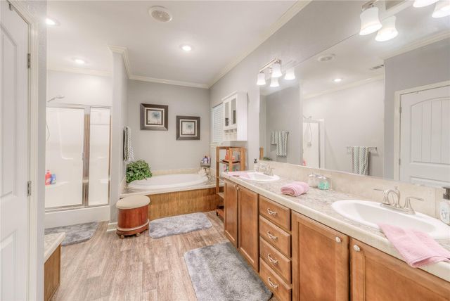300 & 301 Tortuga Way, Point Blank, TX 77364
