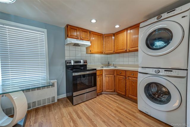 155 Wantagh Avenue, Levittown, NY 11756