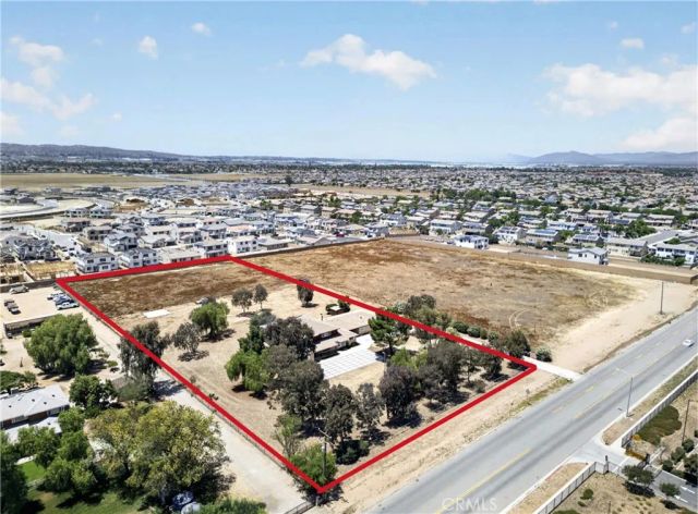 1175 Dunlap Dr, Perris, CA 92571