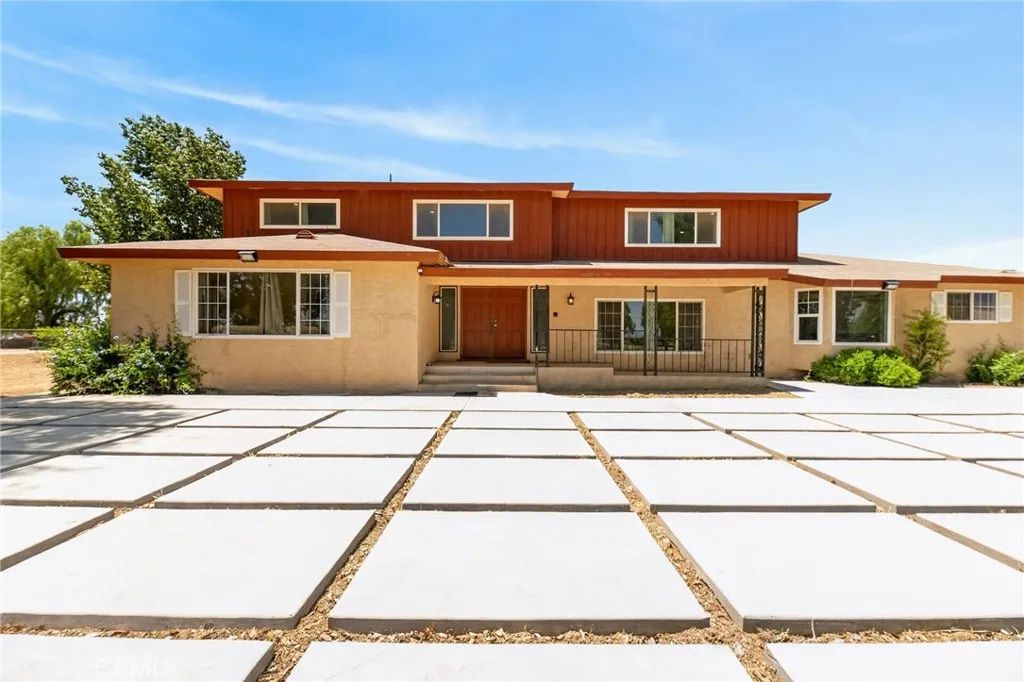 1175 Dunlap Dr, Perris, CA 92571