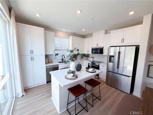7202 Lisbon Way, Highland, CA 92346