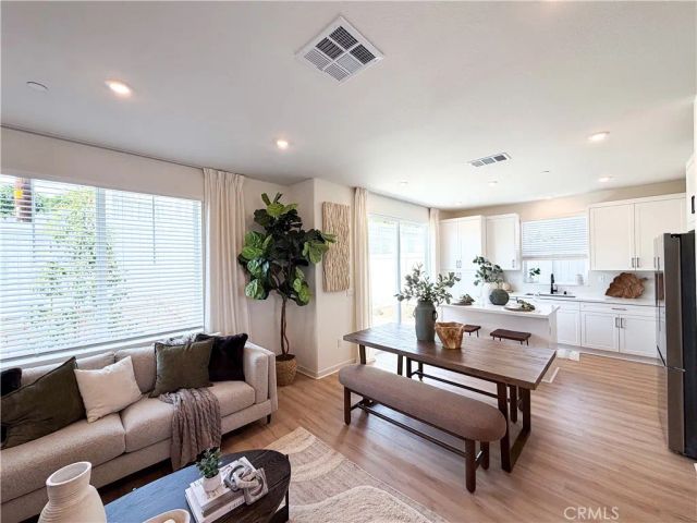 7202 Lisbon Way, Highland, CA 92346