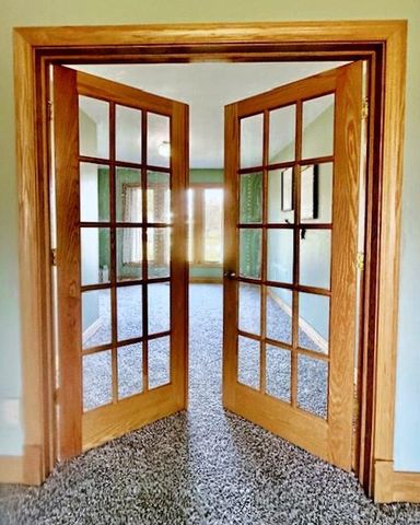 410 W Sangamon Street, Fisher, IL 61843